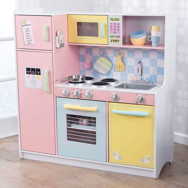 ست آشپزخانه برای هدیه تولد کودک